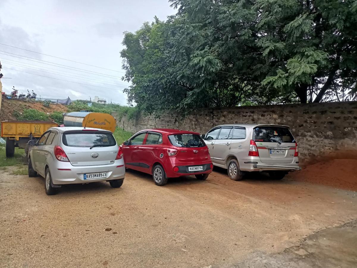 Advik Homestays Tirupati Exterior foto