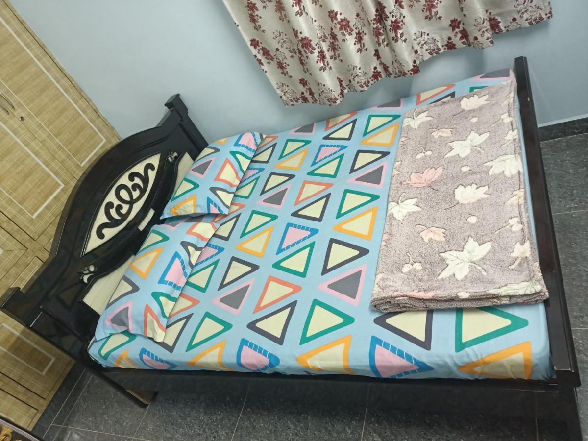 Advik Homestays Tirupati Exterior foto